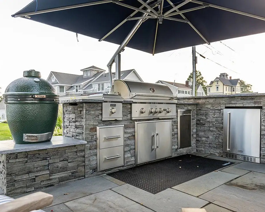Outdoor Kitchen for Garden Party